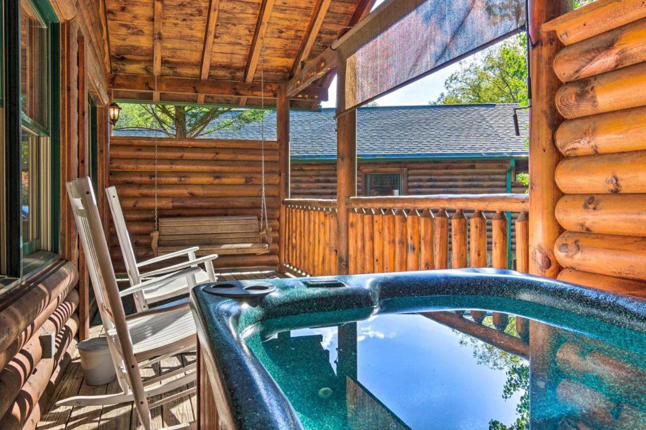 Dog Friendly, Romantic Mtn Getaway Hot Tub Pool Gatlinburg Zewnętrze zdjęcie