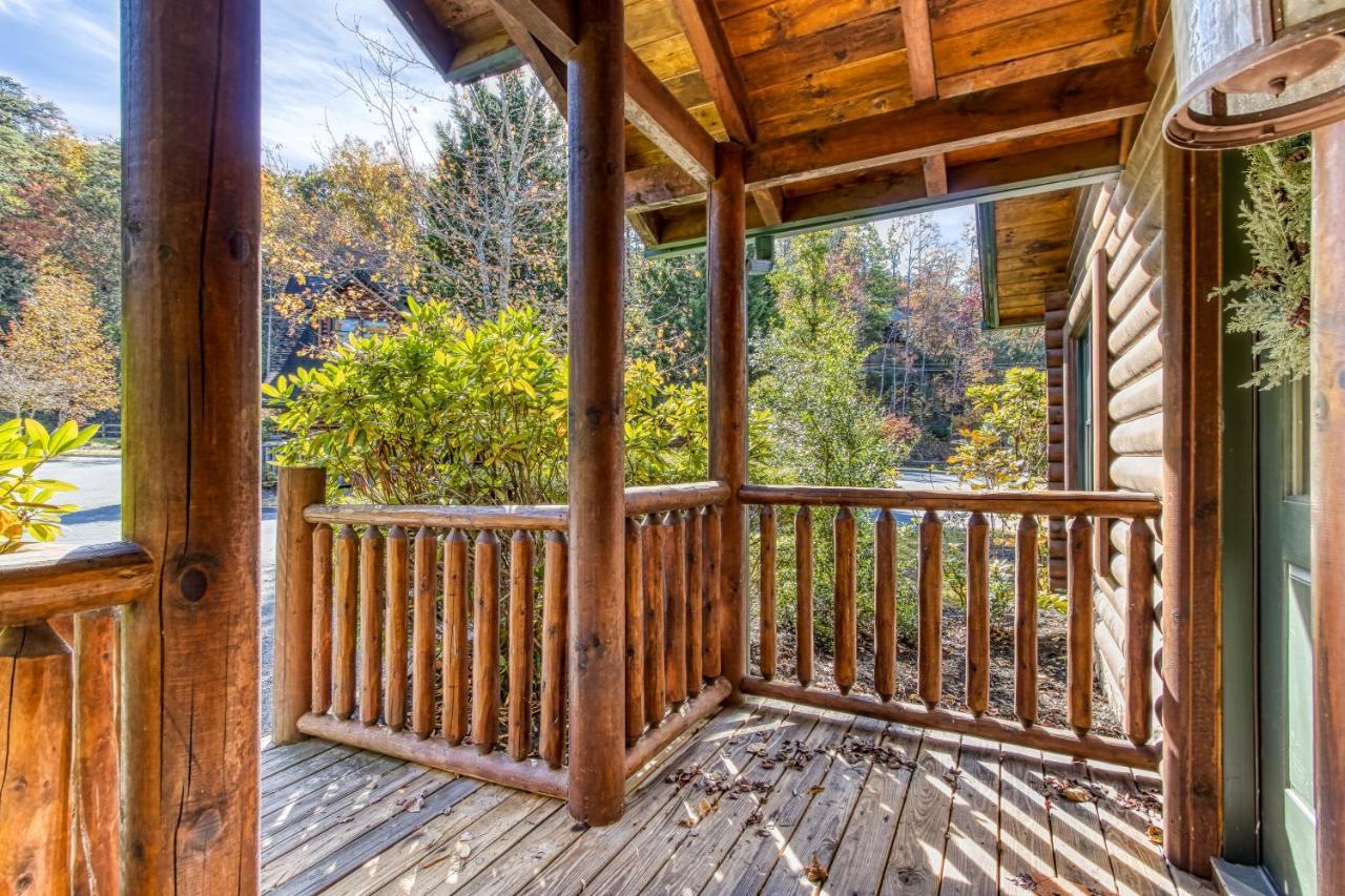 Dog Friendly, Romantic Mtn Getaway Hot Tub Pool Gatlinburg Zewnętrze zdjęcie
