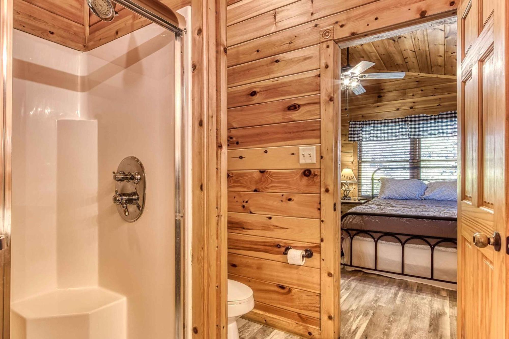 Dog Friendly, Romantic Mtn Getaway Hot Tub Pool Gatlinburg Zewnętrze zdjęcie
