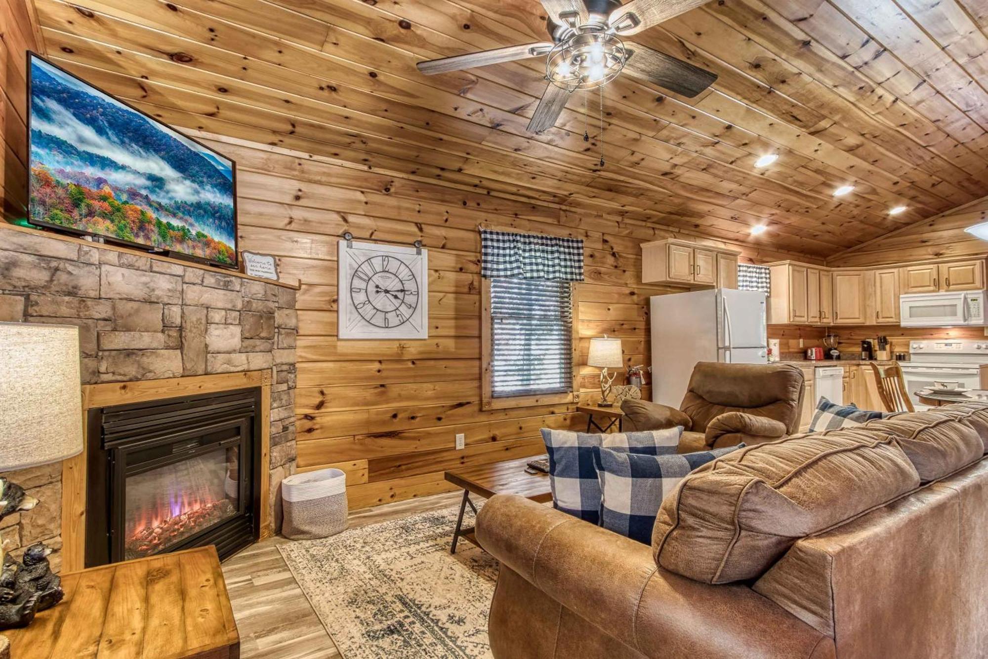 Dog Friendly, Romantic Mtn Getaway Hot Tub Pool Gatlinburg Zewnętrze zdjęcie