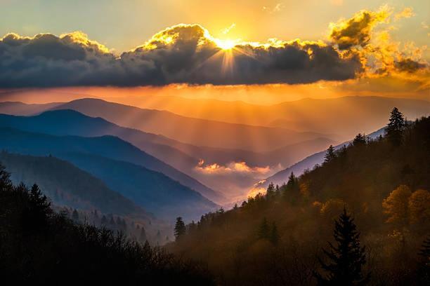 Dog Friendly, Romantic Mtn Getaway Hot Tub Pool Gatlinburg Zewnętrze zdjęcie